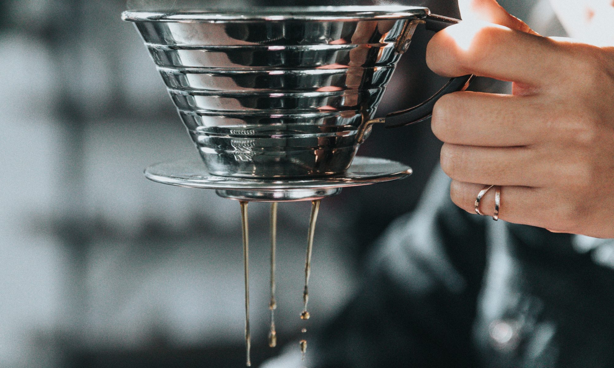 buoc-vao-the-gioi-ca-phe-pour-over