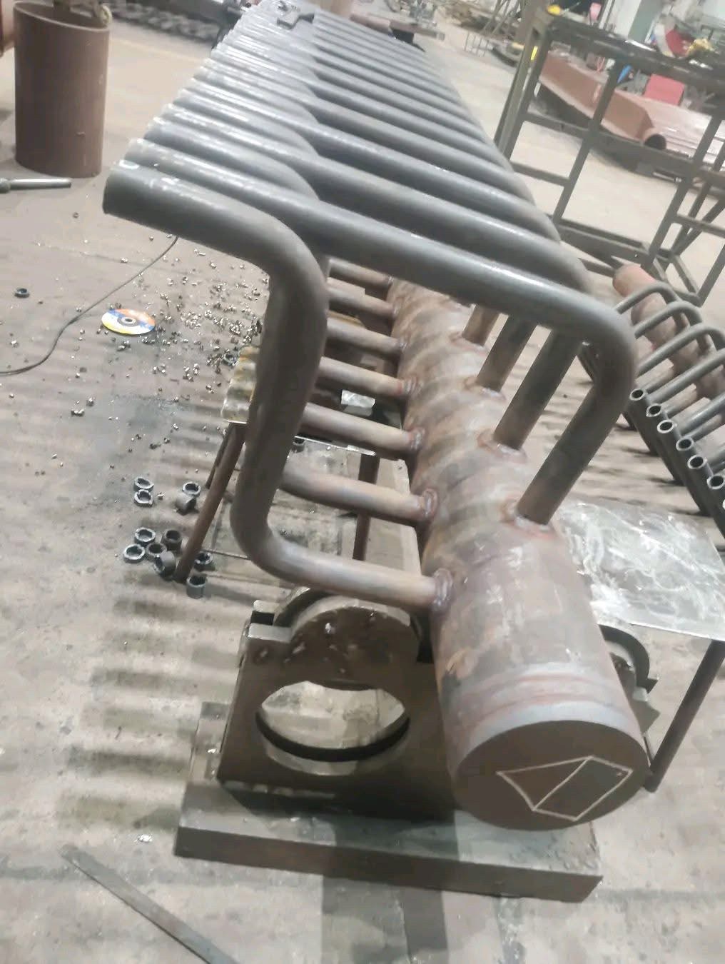 Hệ thống đường ống áp lực cao  trong ngành nhiệt điện, lọc hoá dầu