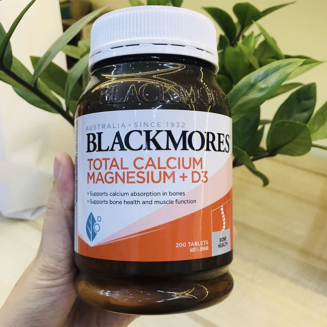 Viên uống Blackmores Total Calcium & Magnesium + D3, hộp 200 viên