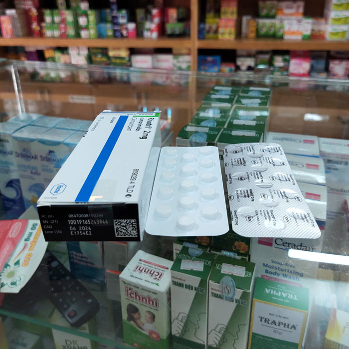 Thuốc ngủ Rivotril 2mg Clonazepam Roche Hộp 60 viên