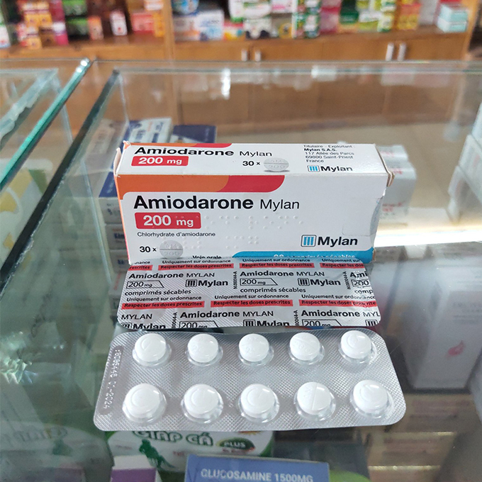 Thuốc tim mạch Amiodarone Mylan, Hộp 30 viên