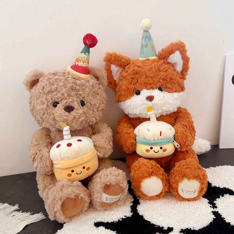 Gấu bông ôm bánh sinh nhật Bear Cake