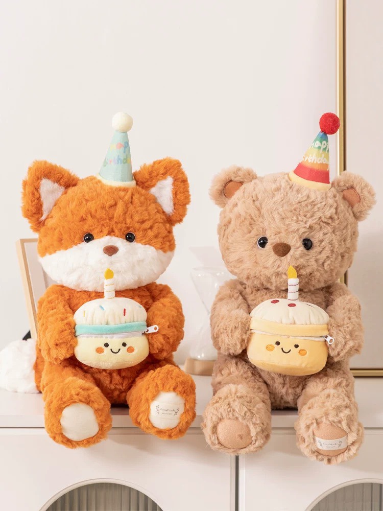 Gấu bông ôm bánh sinh nhật Bear Cake