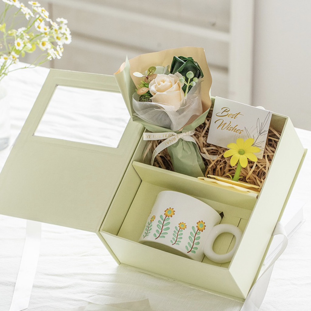 Hộp quà cốc hoa cao cấp Sunny Gift