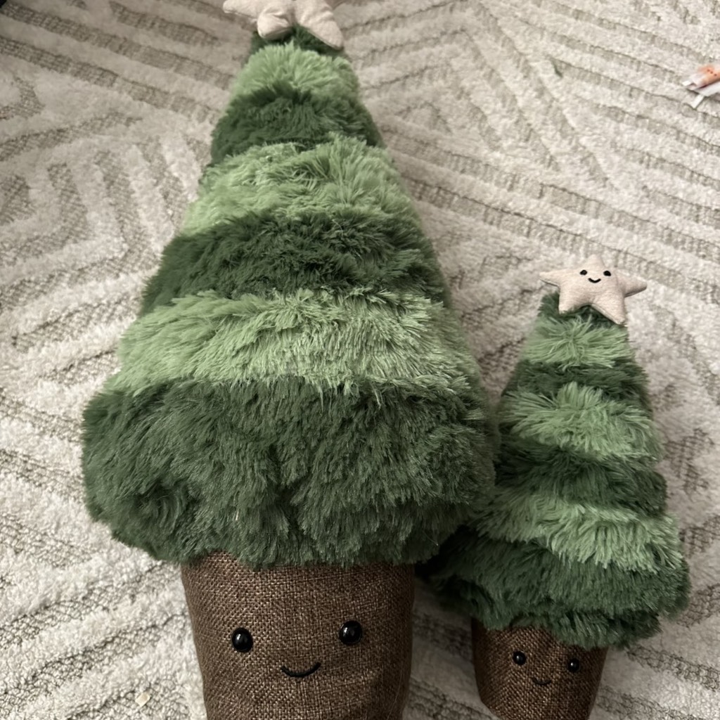 Cây thông Noel vui vẻ