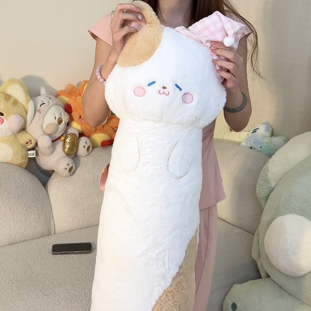 Gối ôm mèo đội mũ