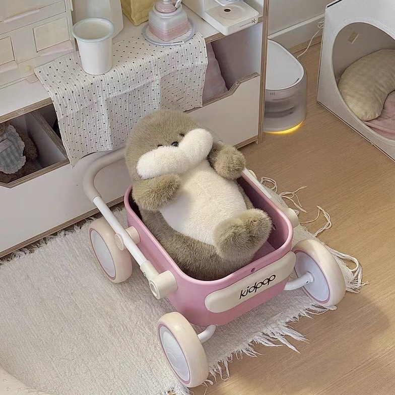 Rái cá bông tròn xoe