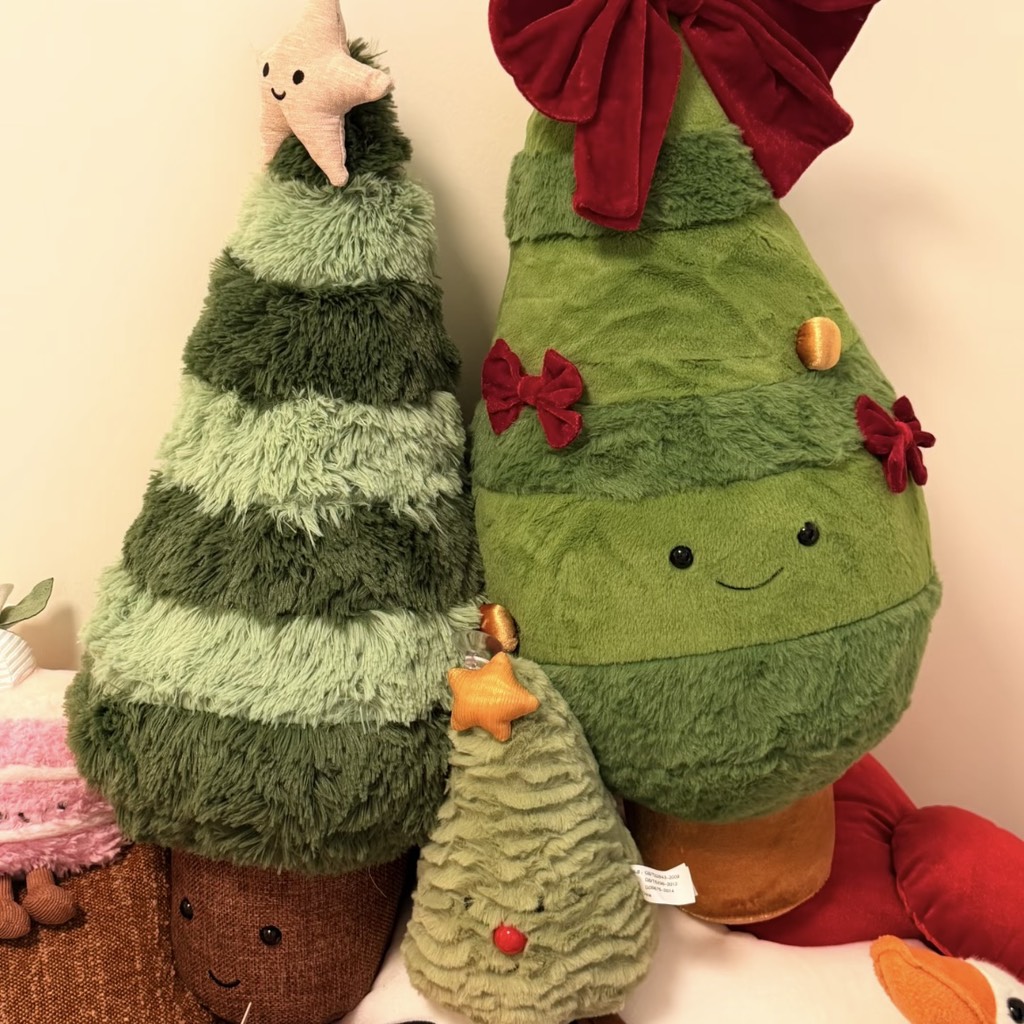 Cây thông Noel vui vẻ