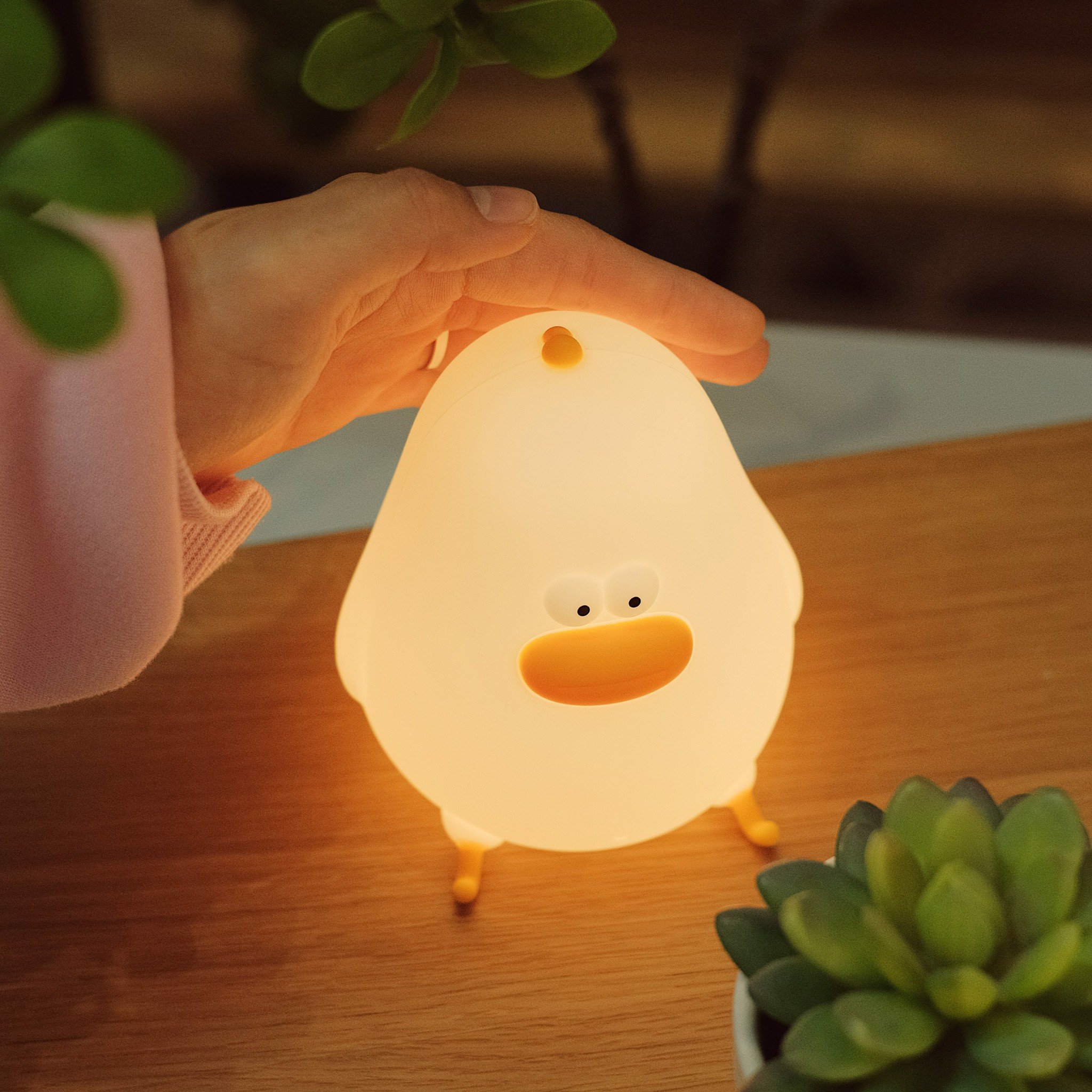 Đèn ngủ cảm ứng 28 Đèn ngủ cảm ứng