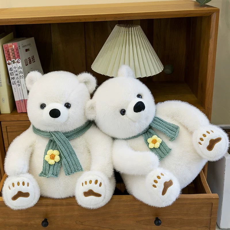 Gấu bắc cực quàng khăn xanh