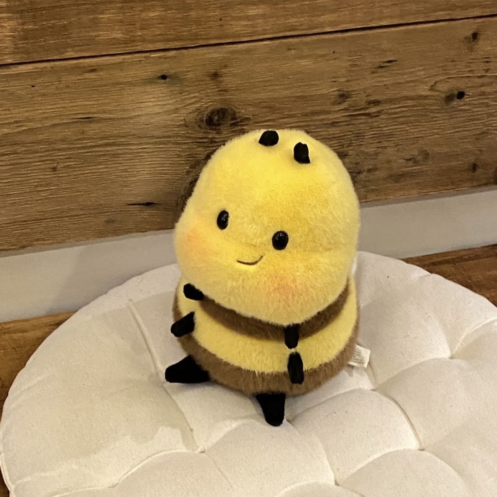 Gấu bông ong vàng má hồng 20cm