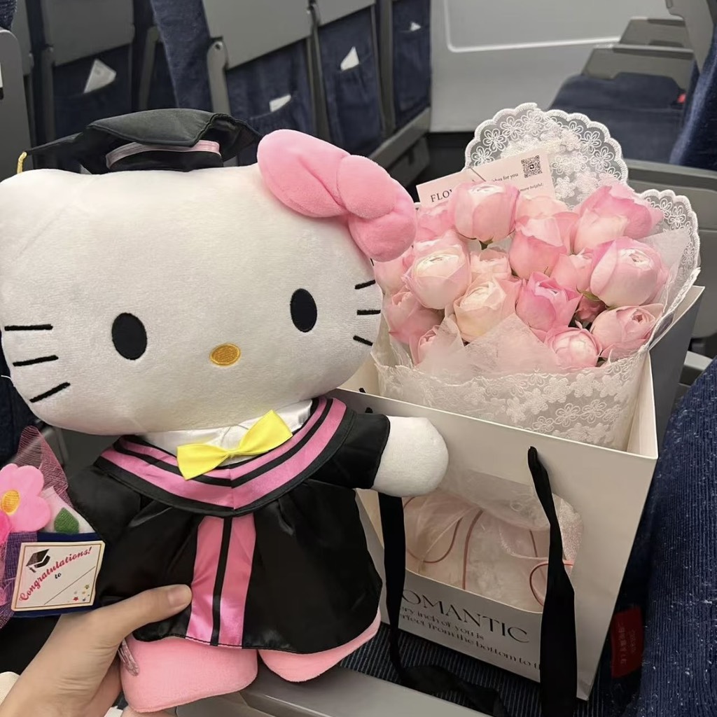 Hello Kitty tốt nghiệp 30cm