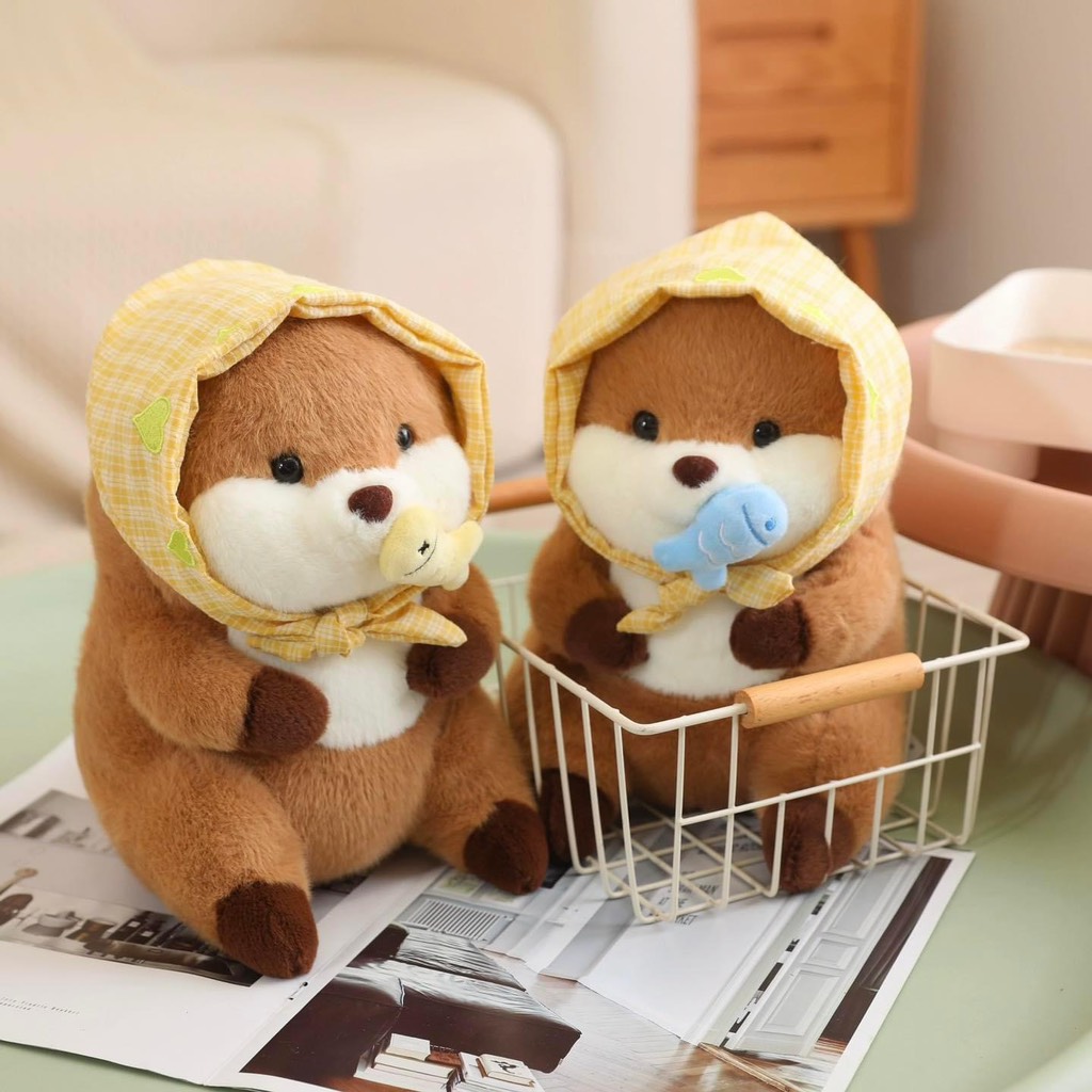 Gấu bông Rái cá cầm cá Rubu
