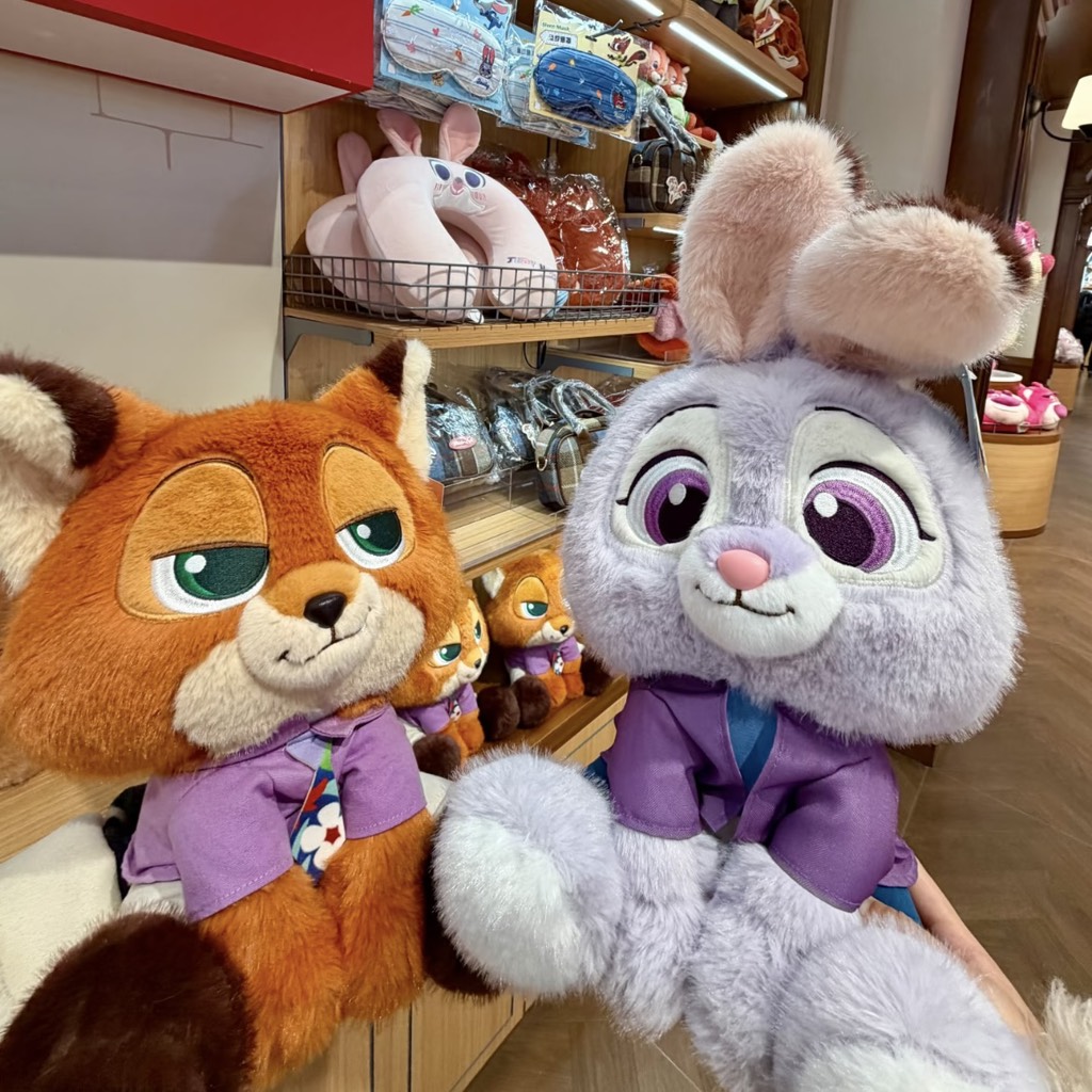 Gấu bông Nick & Judy trong Zootopia 2