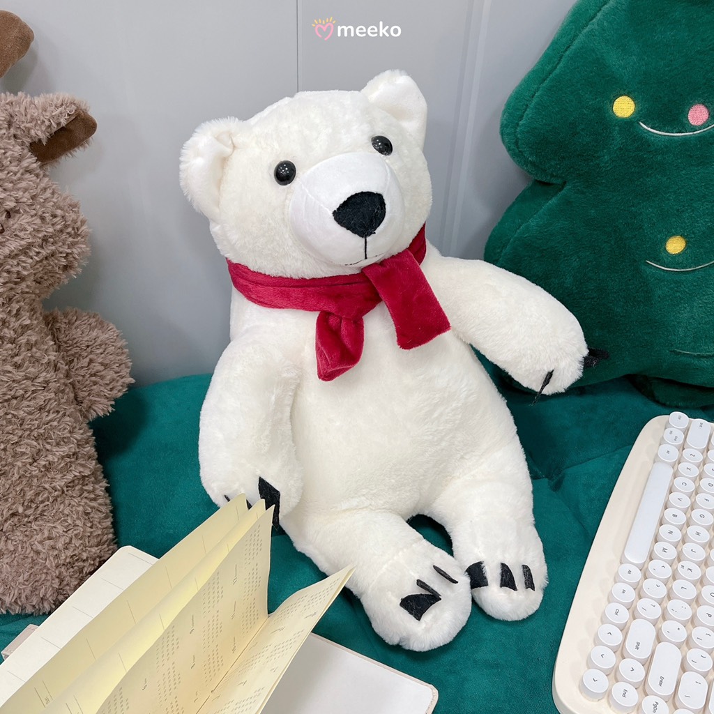 Gấu bắc cực quàng khăn đỏ