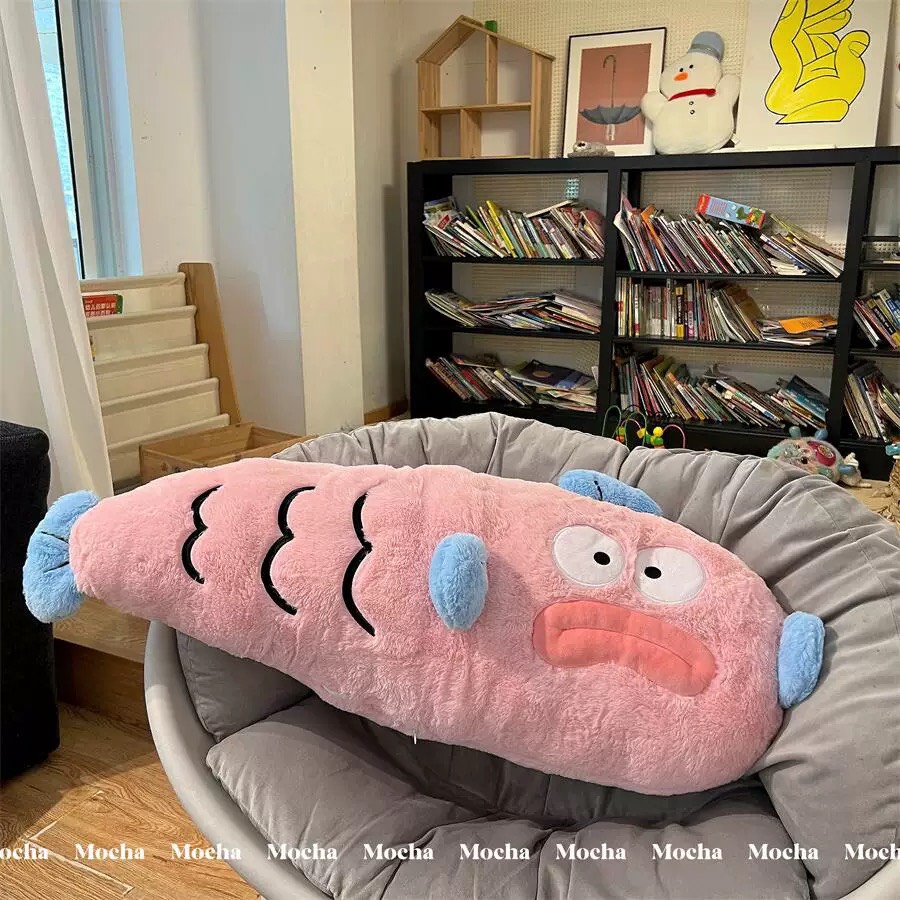 Gối ôm cá mặt hề