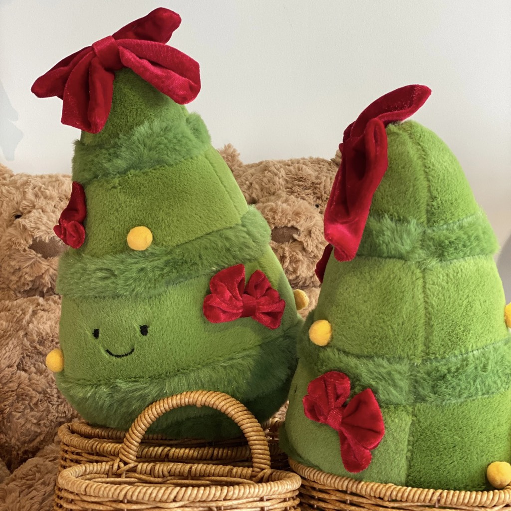 Cây thông Noel vui vẻ