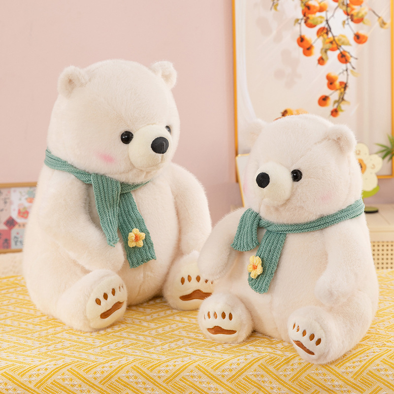 Gấu bắc cực quàng khăn xanh