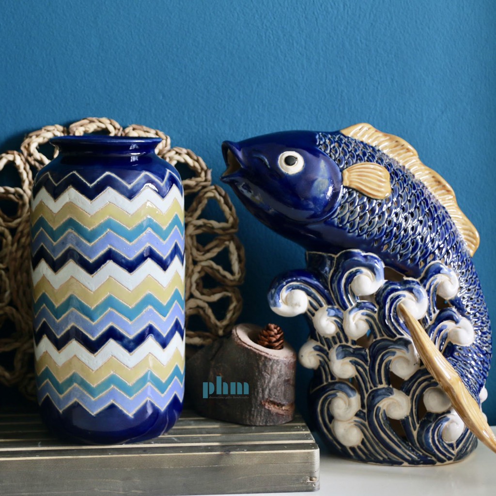 Bình điêu khắc hình kỷ hà - Độc bản