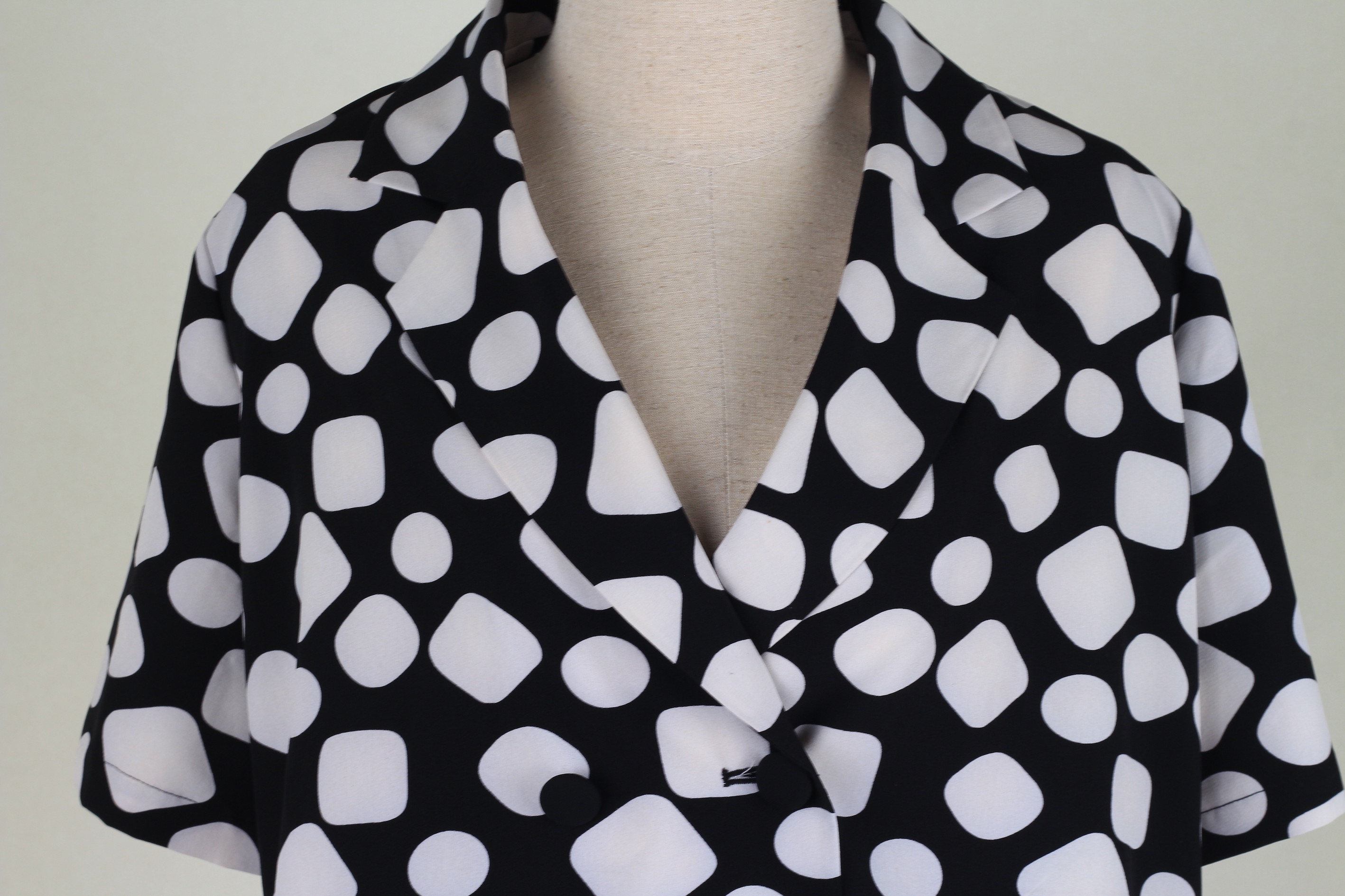 Áo nữ cộc tay cổ vest-A4