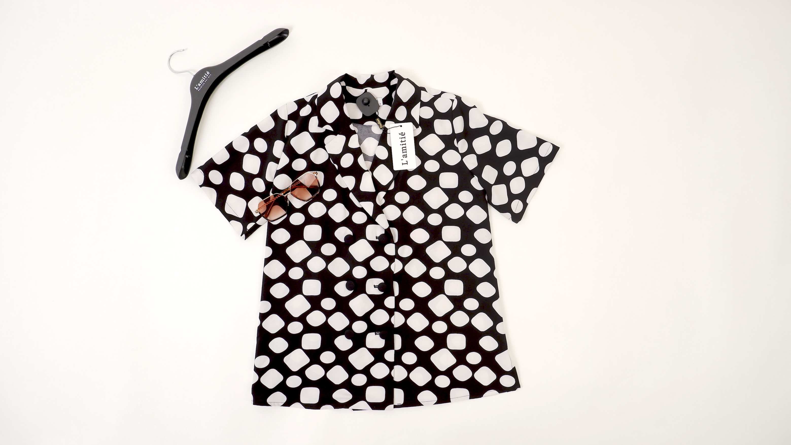 Áo nữ cộc tay cổ vest-A4