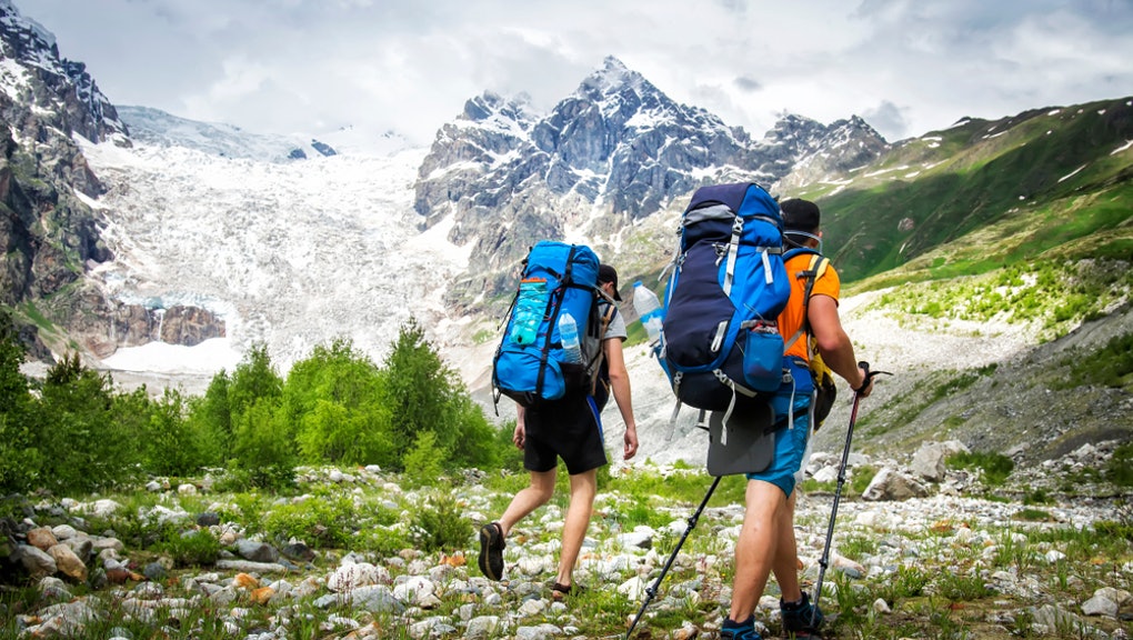 NGƯỜI ĐI BỘ NÊN NẠP NHỮNG CHẤT DINH DƯỠNG CHO CƠ THỂ