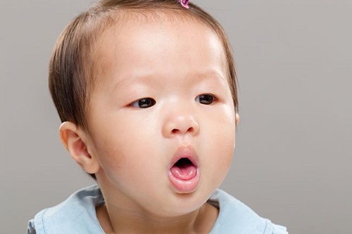 BẬT MÍ 8 CÁCH TRỊ HO SỔ MŨI CHO TRẺ BẰNG MẸO DÂN GIAN !!!