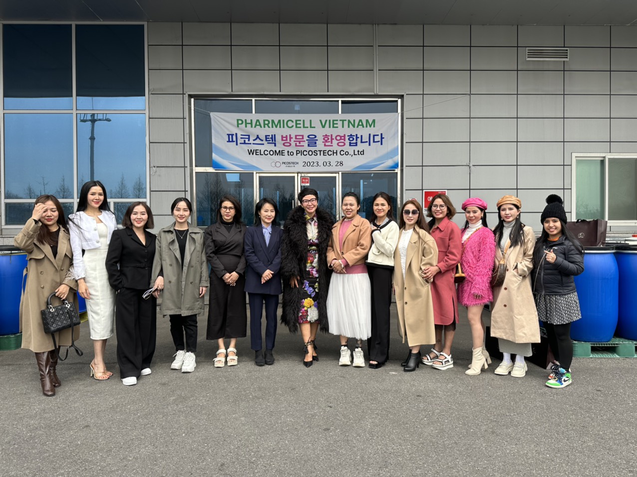 ĐOÀN CHUYÊN GIA PHARMICELL TU TẬP TẠI NHÀ MÁY PICOSTECH