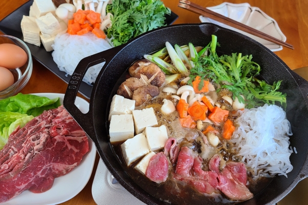 Sukiyaki - Món Lẩu Nhật Bản Hấp Dẫn Và Cách Thưởng Thức Đúng Chuẩn