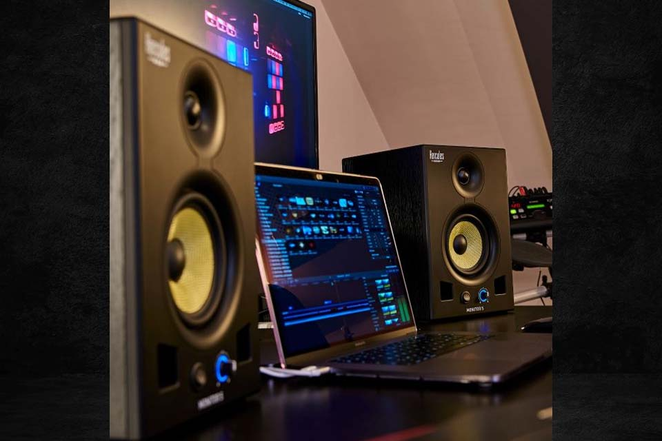 Hướng dẫn cách nghe nhạc chất lượng cao trên máy tính, laptop, điện thoại