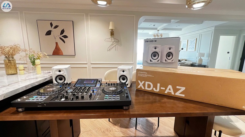 Bộ đôi Pioneer: XDJ-AZ vs DM-50D - Âm thanh chuẩn, phối nhạc chất!
