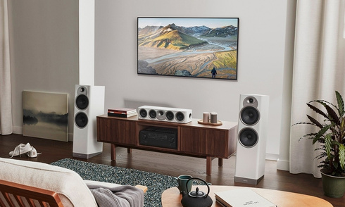 Sau nhiều năm vắng bóng, thương hiệu Jamo comeback thị trường âm thanh với siêu phẩm Studio 7 Series