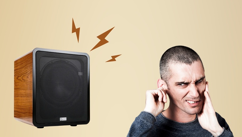 Vì sao loa có tiếng sôi và loại bỏ tiếng sôi bằng cách nào?