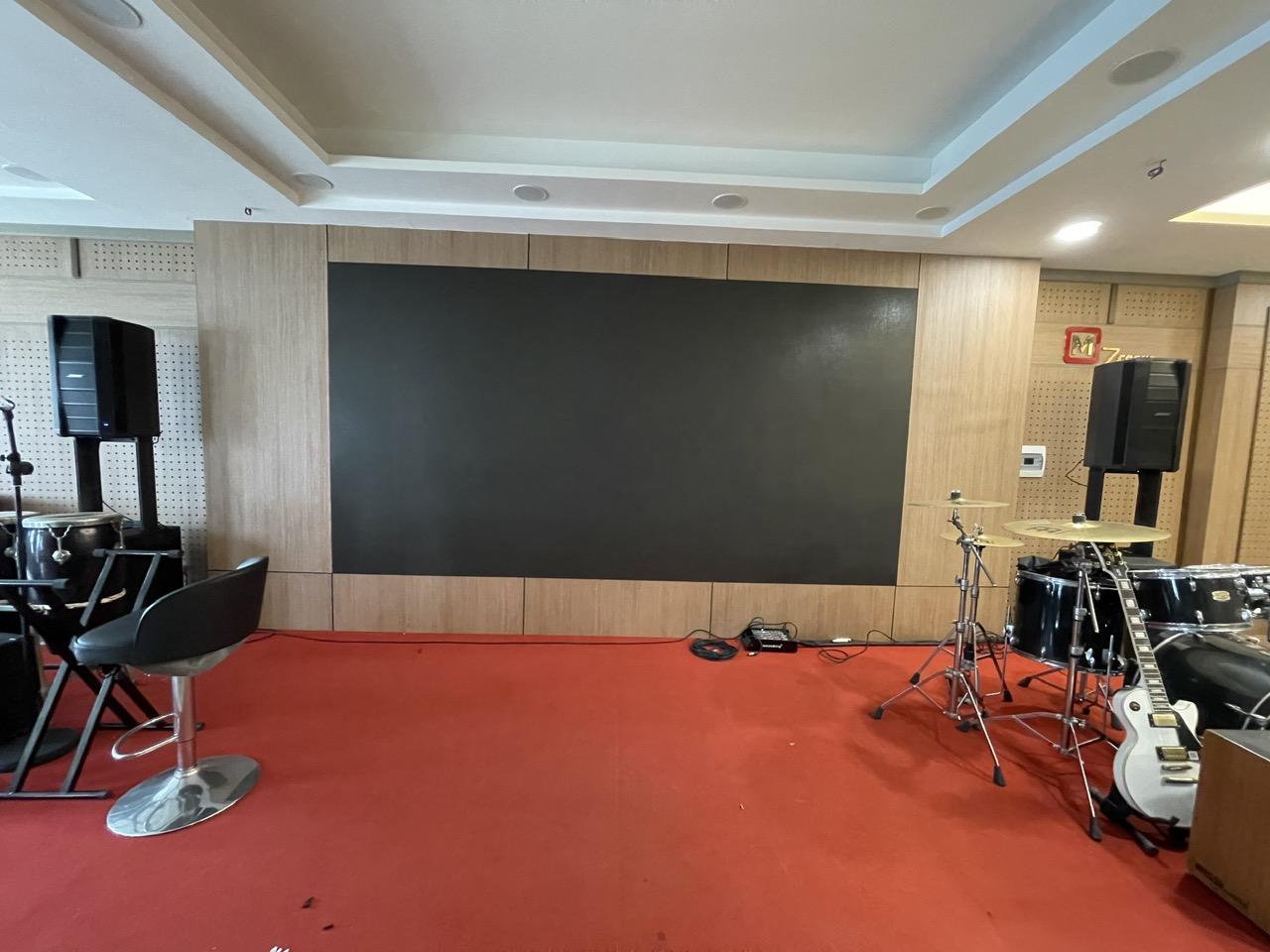 HỆ THỐNG LOA TRÌNH DIỄN BOSE F1 MODEL 812 & SUB F1