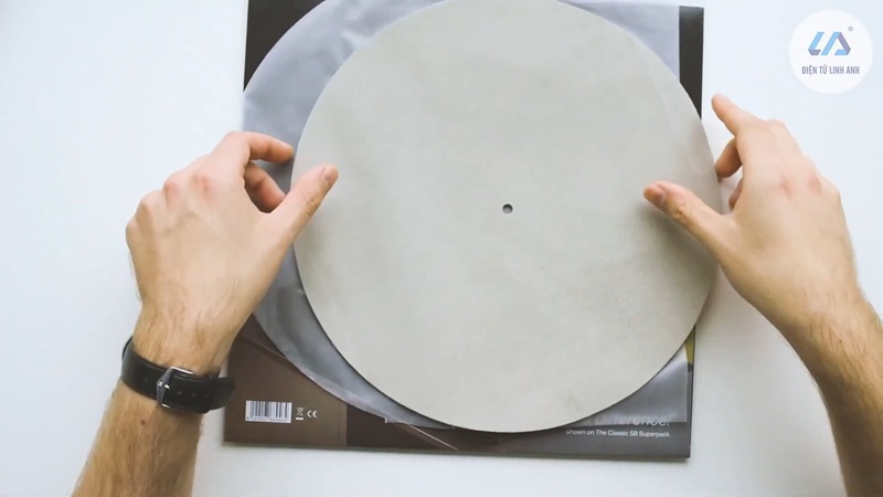 10 phụ kiện cần có để nâng cấp trải nghiệm nghe đĩa than 2