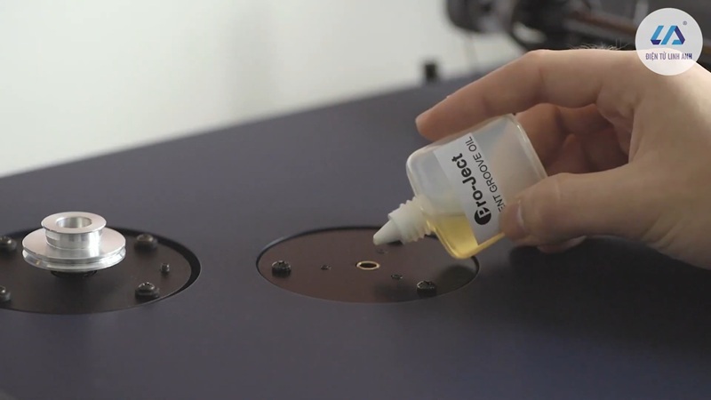 10 phụ kiện cần có để nâng cấp trải nghiệm nghe đĩa than 3