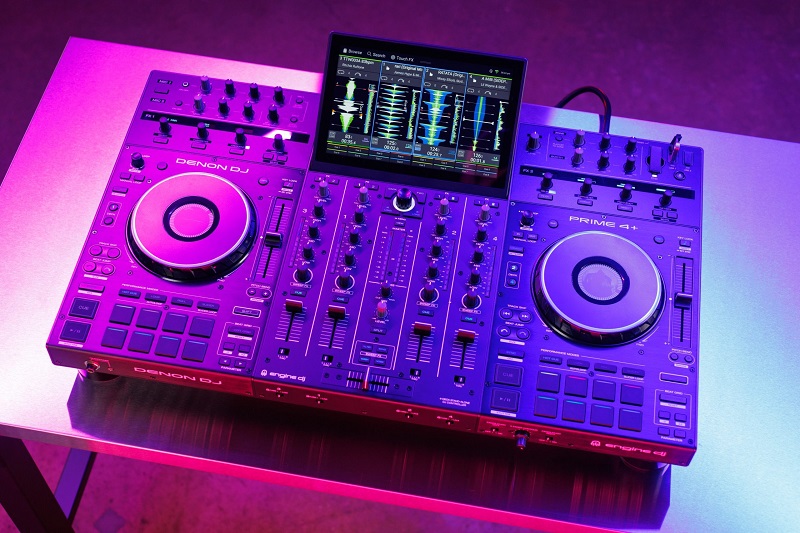 Bàn DJ Denon DJ Prime 4+
