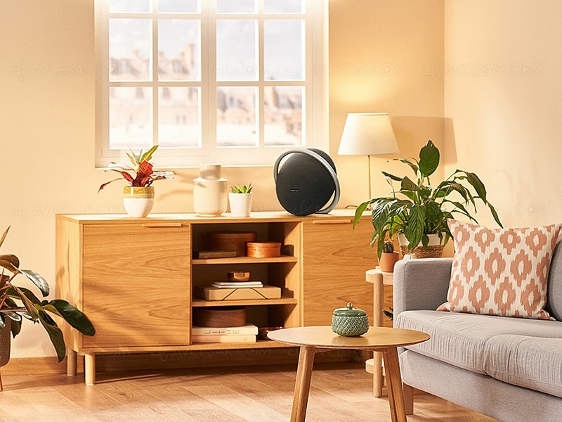 Loa Onyx Studio 8 ra mắt thị trường