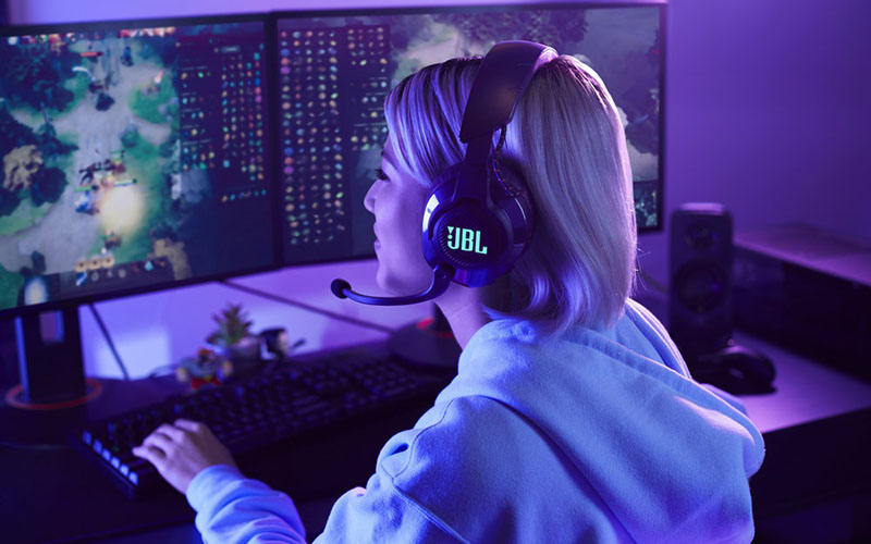 tai nghe JBL Quantum 810 Wireless có âm thanh vòm kép