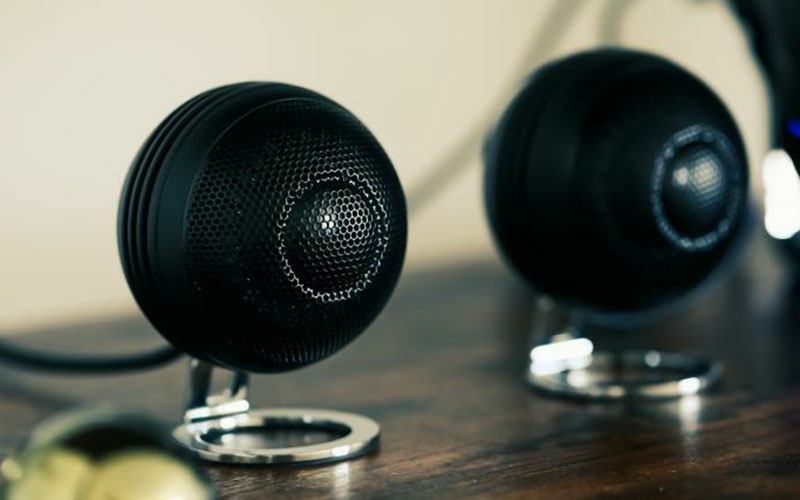 Ket noi cua Loa Cabasse The Pearl Keshi