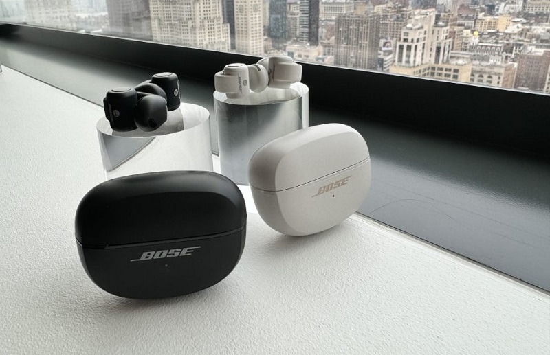 bose ultra open earbuds màu đen trắng