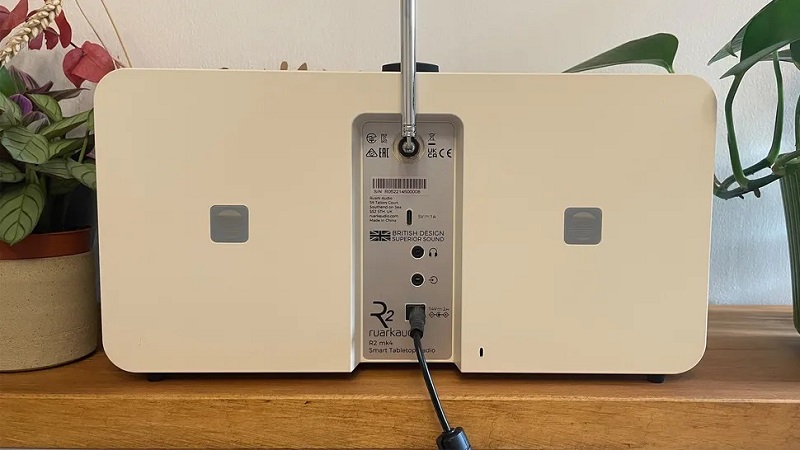 cổng kết nối loa ruark r2 mk4