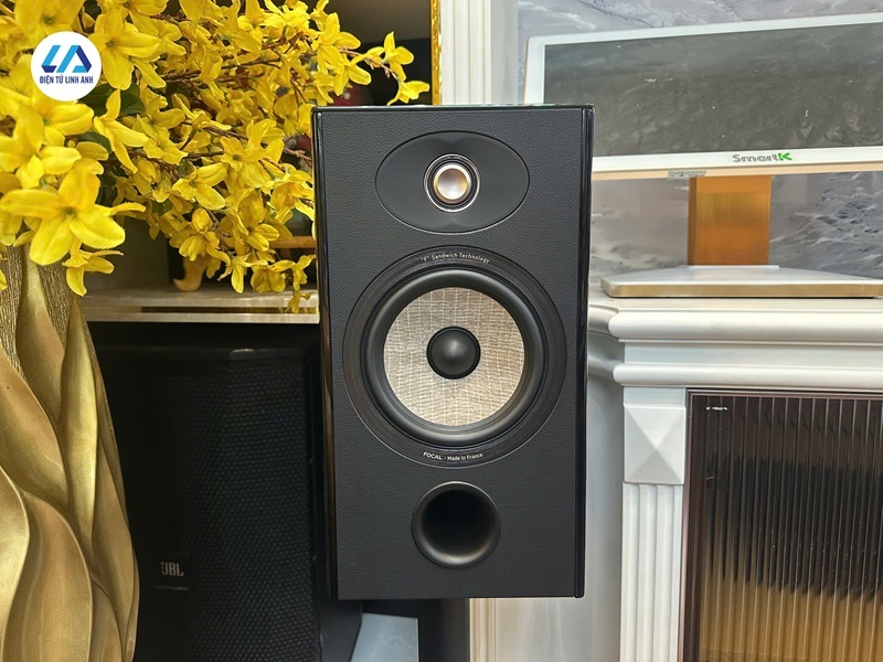 công trình focal aria evo x no1 và yamaha r-n800a