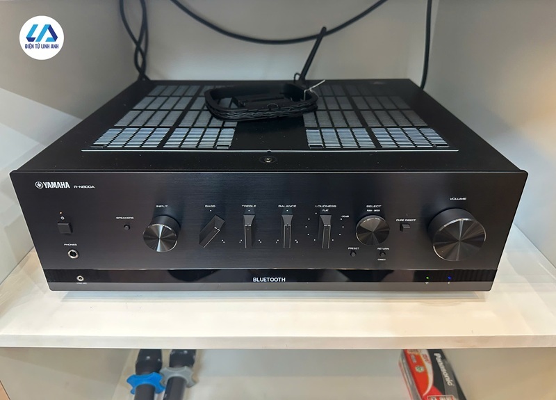 công trình focal aria evo x no1 và yamaha r-n800a