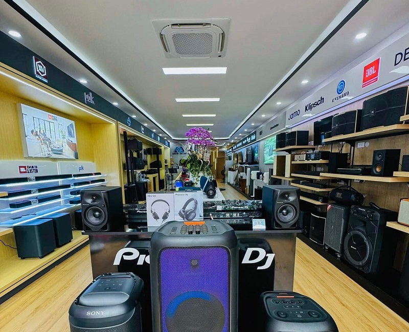 cửa hàng linh anh tại bình thới