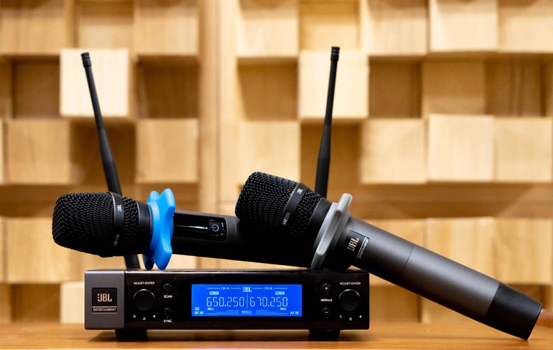 Dàn karaoke di động LA32 (2 Loa Bose L1 Pro 8 + 1 JBL KX180A + 1 JBL VM200) kết nối