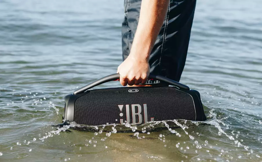 đánh giá loa JBL Boombox 3