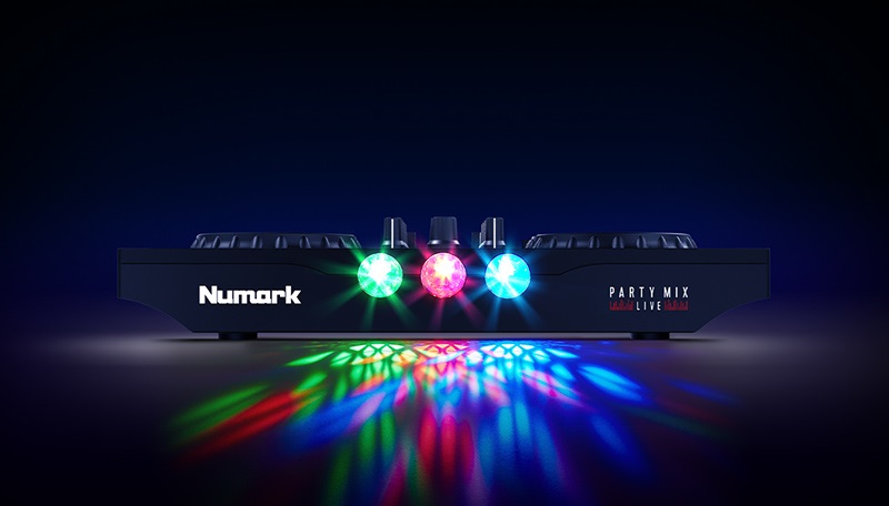 Bàn DJ Numark PartyMix Live màu sắc