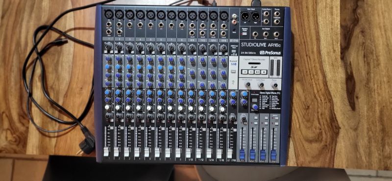 ghi âm studiolive ar16c
