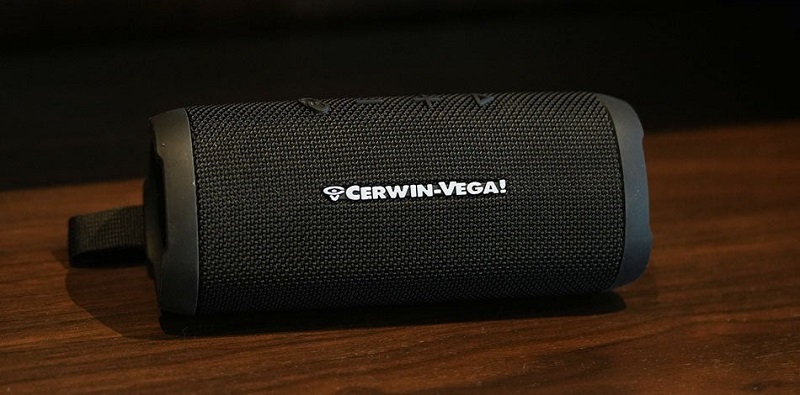 giá loa cerwin vega vega mini